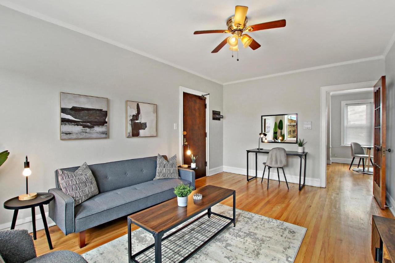 Vibrant 1br Close To Dining - Cullom B3 Chicago