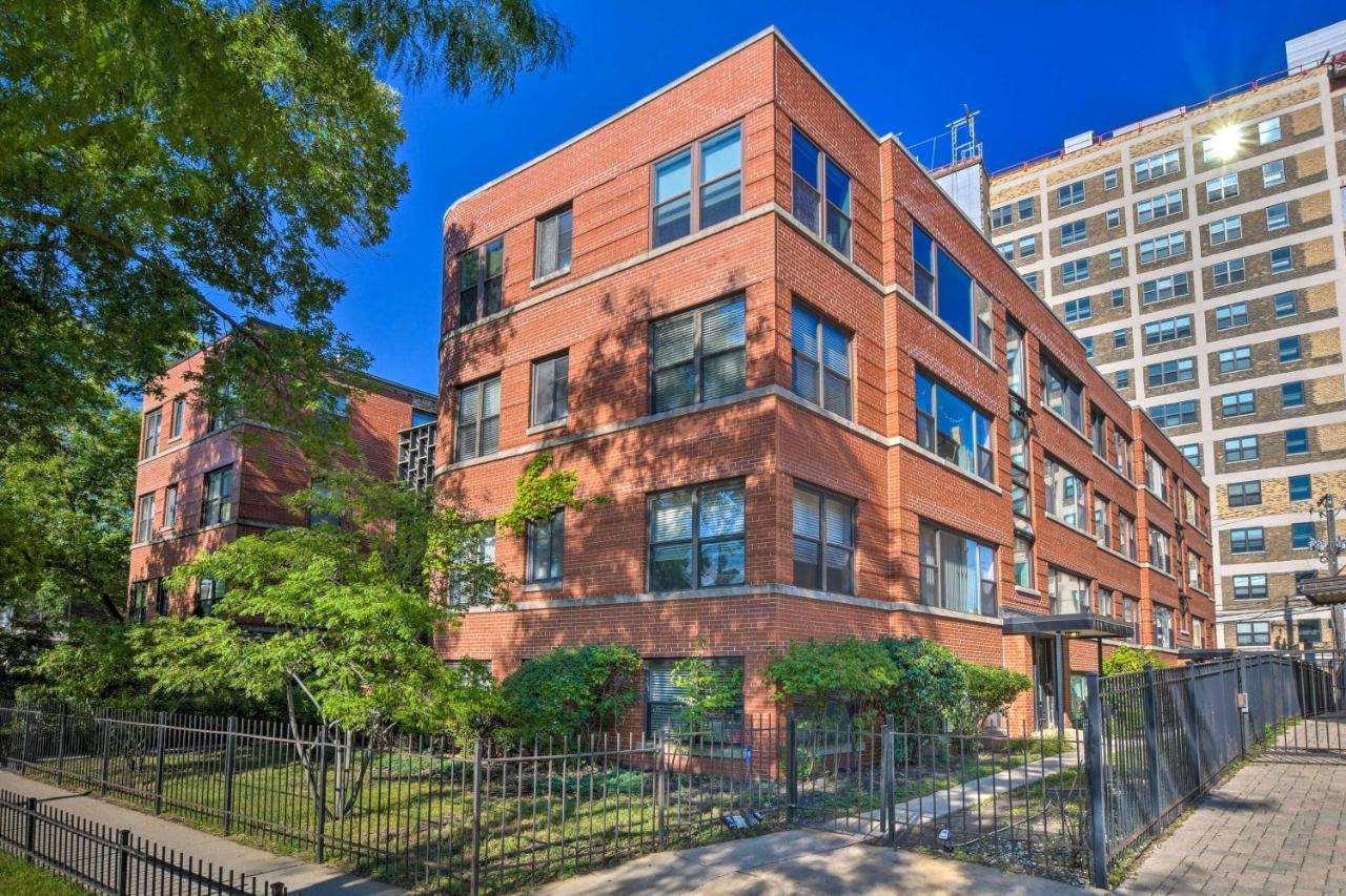 Urban Escape About 1 Mi To Local Beaches! Apartment Chicago
