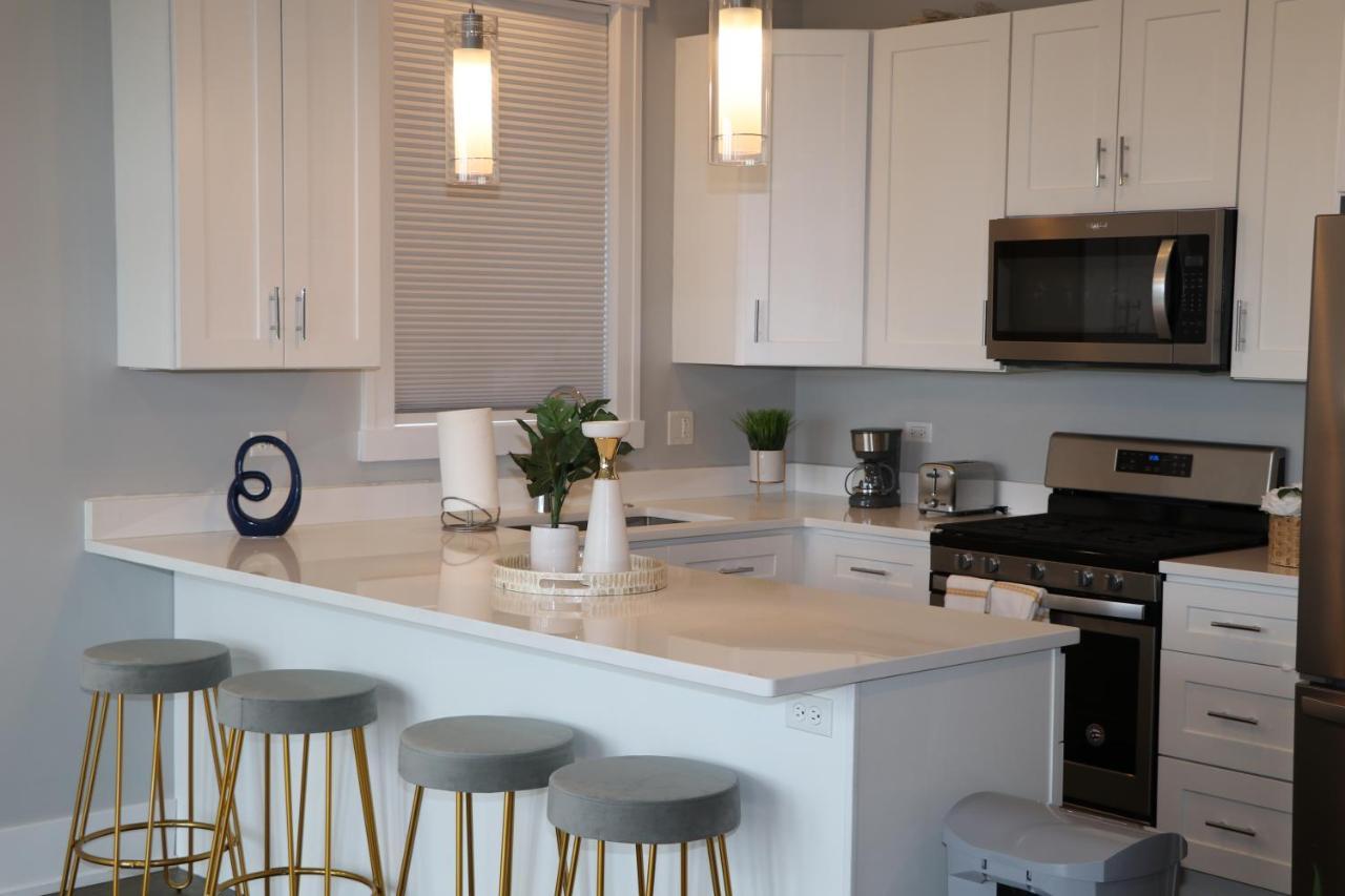 Exquisite Haven 2bed 2bath Near Downtown And United Center *