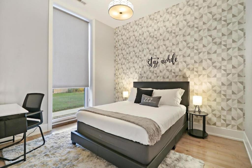 1-bedroom Minimalist With Laundry - Crosby 204 *