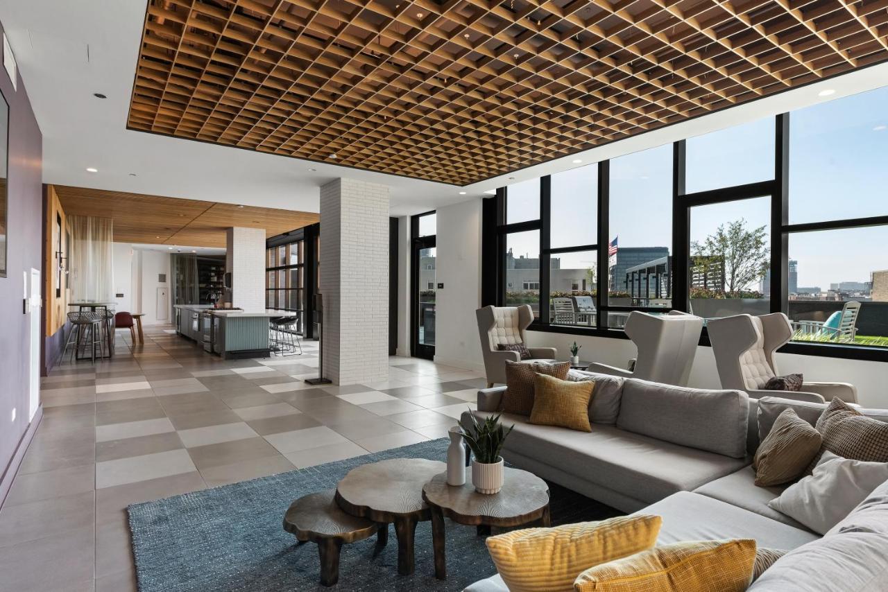 Apartment Cloud9 - River West At Avenir *
