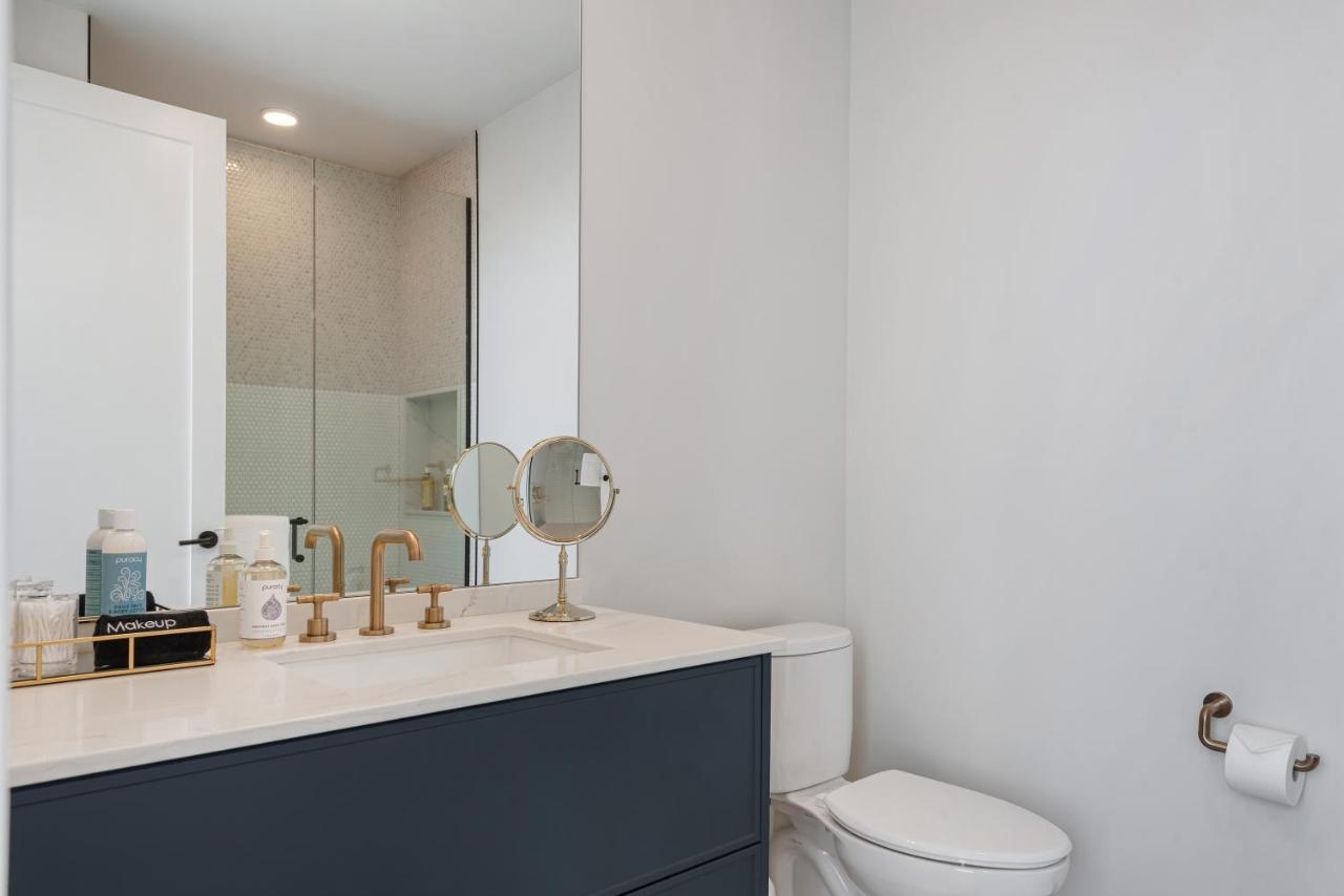 Cloud9 - River West At Avenir Apartment Chicago