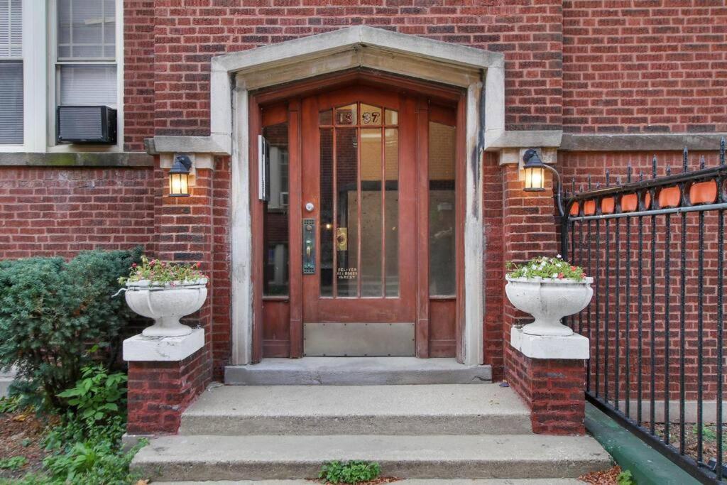 3br Inviting With In-unit Washer & Dryer - Touhy 3n
