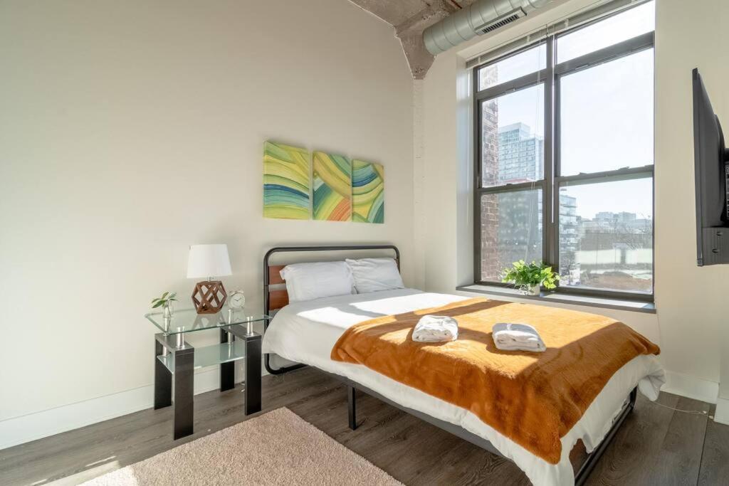 Mccormick Place 2br Stylish With Optional Parking And Gym For Up To 8 Guests Near Soldier Field And Grant Park Apartment *