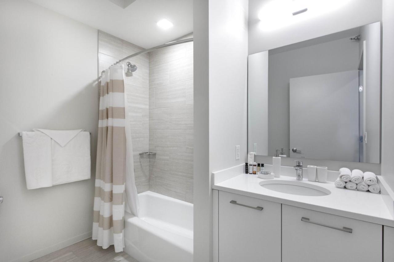 River N 1br W Gym Wd Nr Mag Mile By Bluegound Chi-127 Apartment