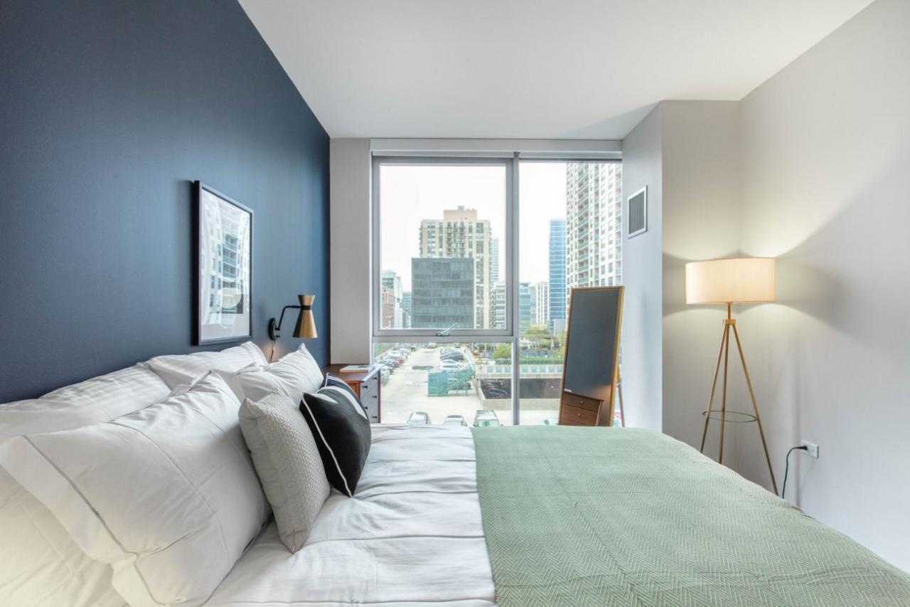 River N 1br W Gym Wd Nr Mag Mile By Bluegound Chi-127 *