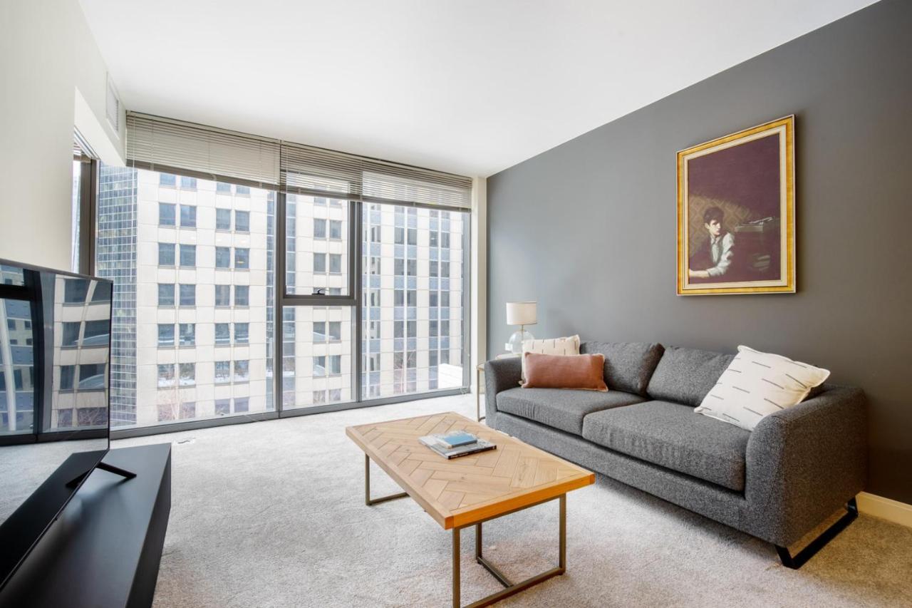 Apartment Loop 1br W Gym Pool Nr Financial District Chi-212