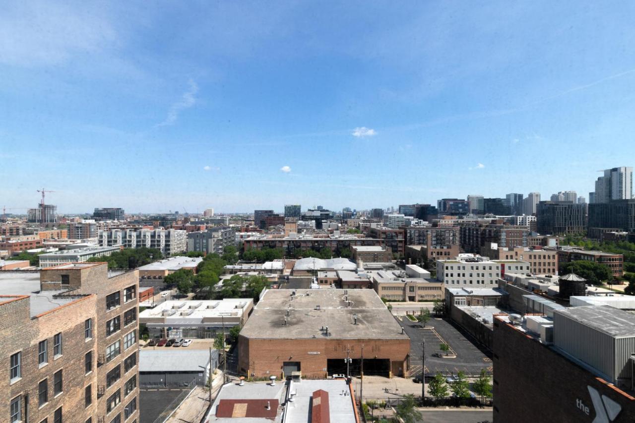 Apartment W Loop W Gym Pool Coworking Nr Uic Chi-396 Chicago