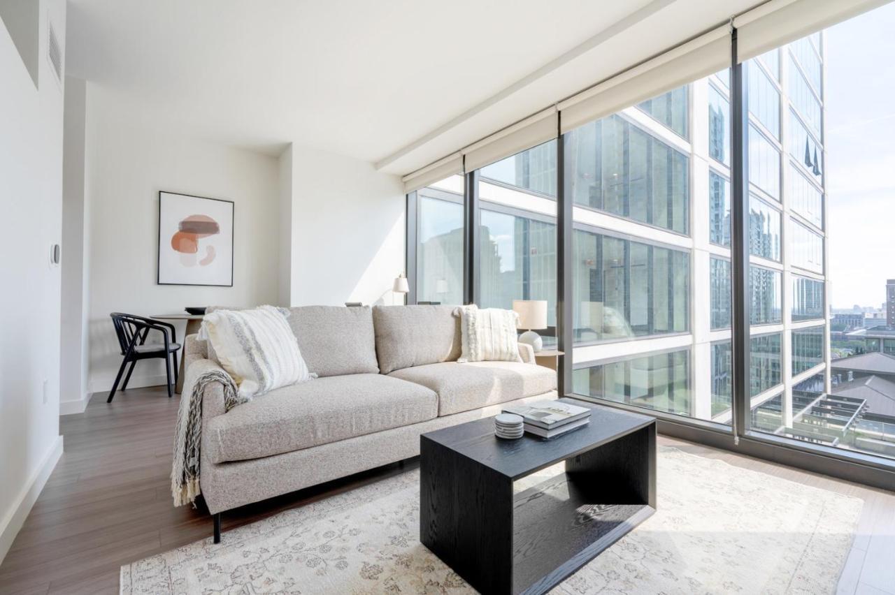 S Loop 1br W Pool Gym Nr Grant Park Chi-743 * Chicago