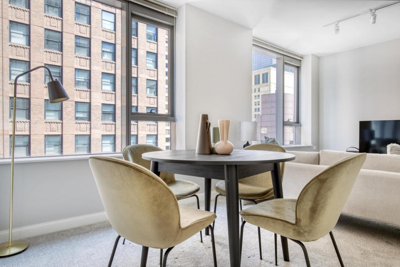 Apartment Loop W Pool Gym Lounge Nr Shops Chi-637