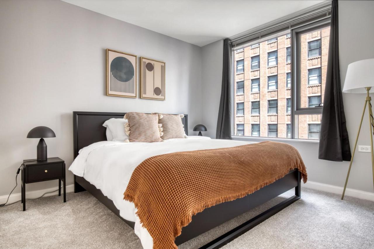 Loop W Pool Gym Lounge Nr Shops Chi-637 Apartment