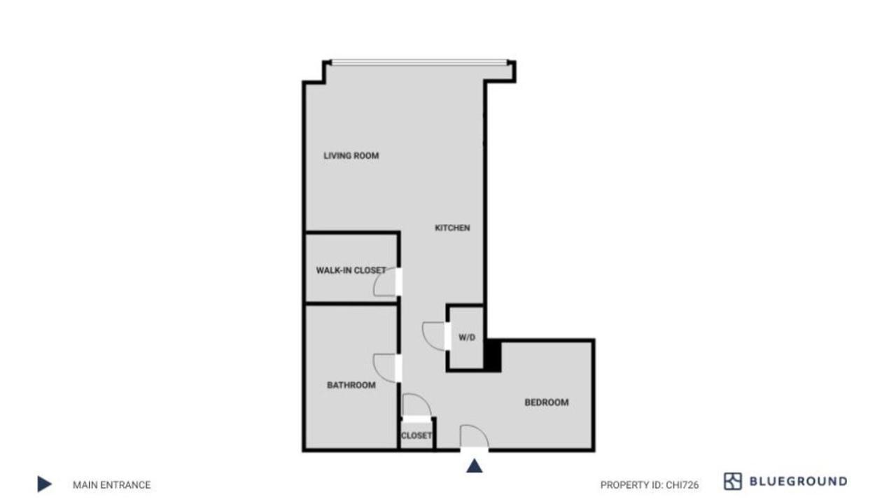 Airy Loop W Pool Gym Nr L Chi-726 Chicago