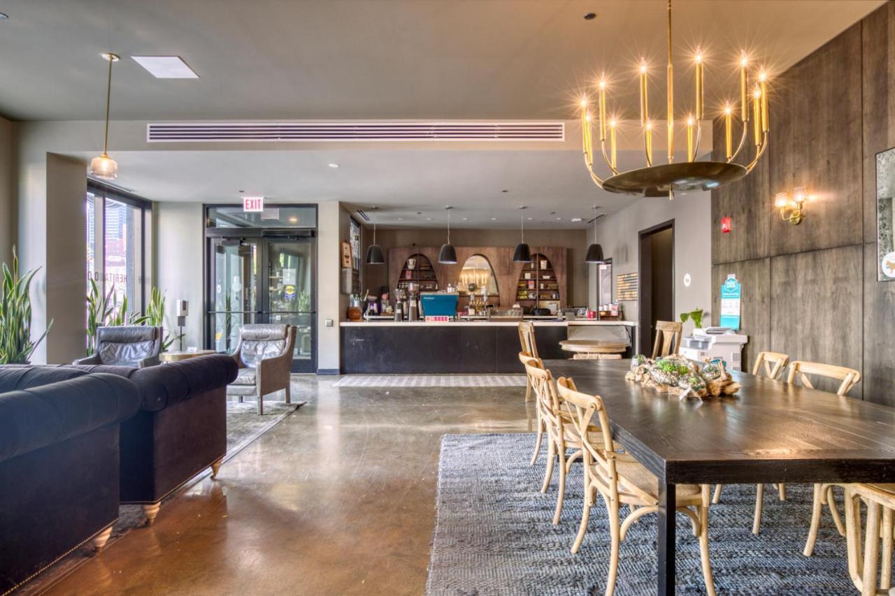 Apartment River North 1br W Gym Lounge Roof Nr Riverwalk Chi-897 *