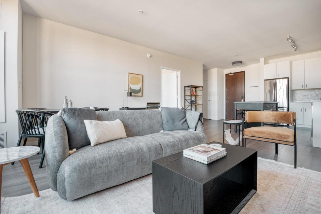 Logan Square 2br W Pool Lounge Gym Nr L Chi-869 Apartment Chicago