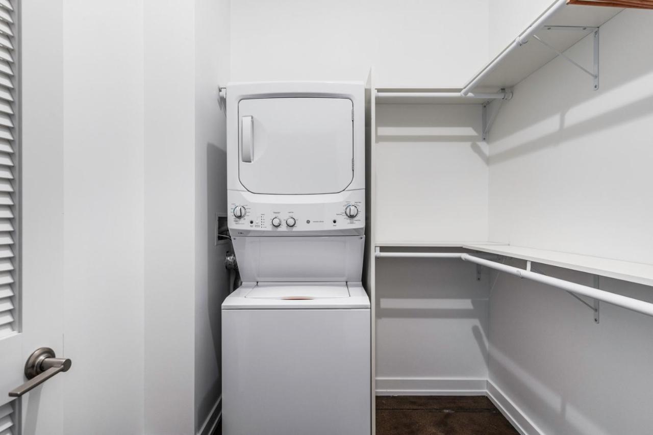 Apartment Uptown 1br W Gym Rooftop Pool 2 Blocks To L Chi-380 Chicago
