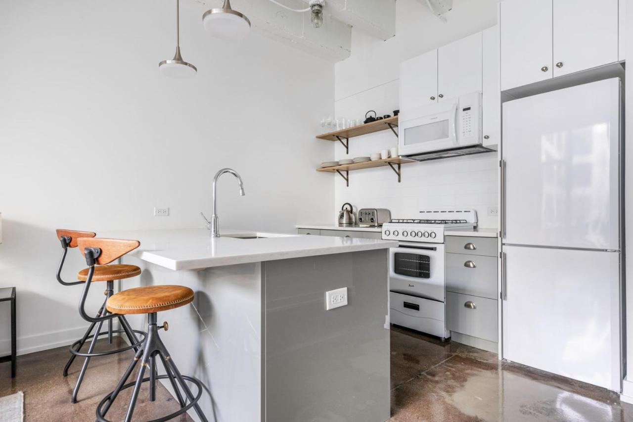 Uptown 1br W Gym Rooftop Pool 2 Blocks To L Chi-380 *