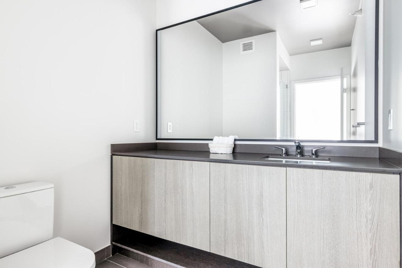 S Loop 1br W Pool Lounge Nr Cta Trains Chi-353 *