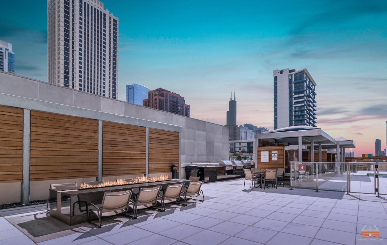 Apartment K2 Sky High With Stunning Views In West Loop Chicago