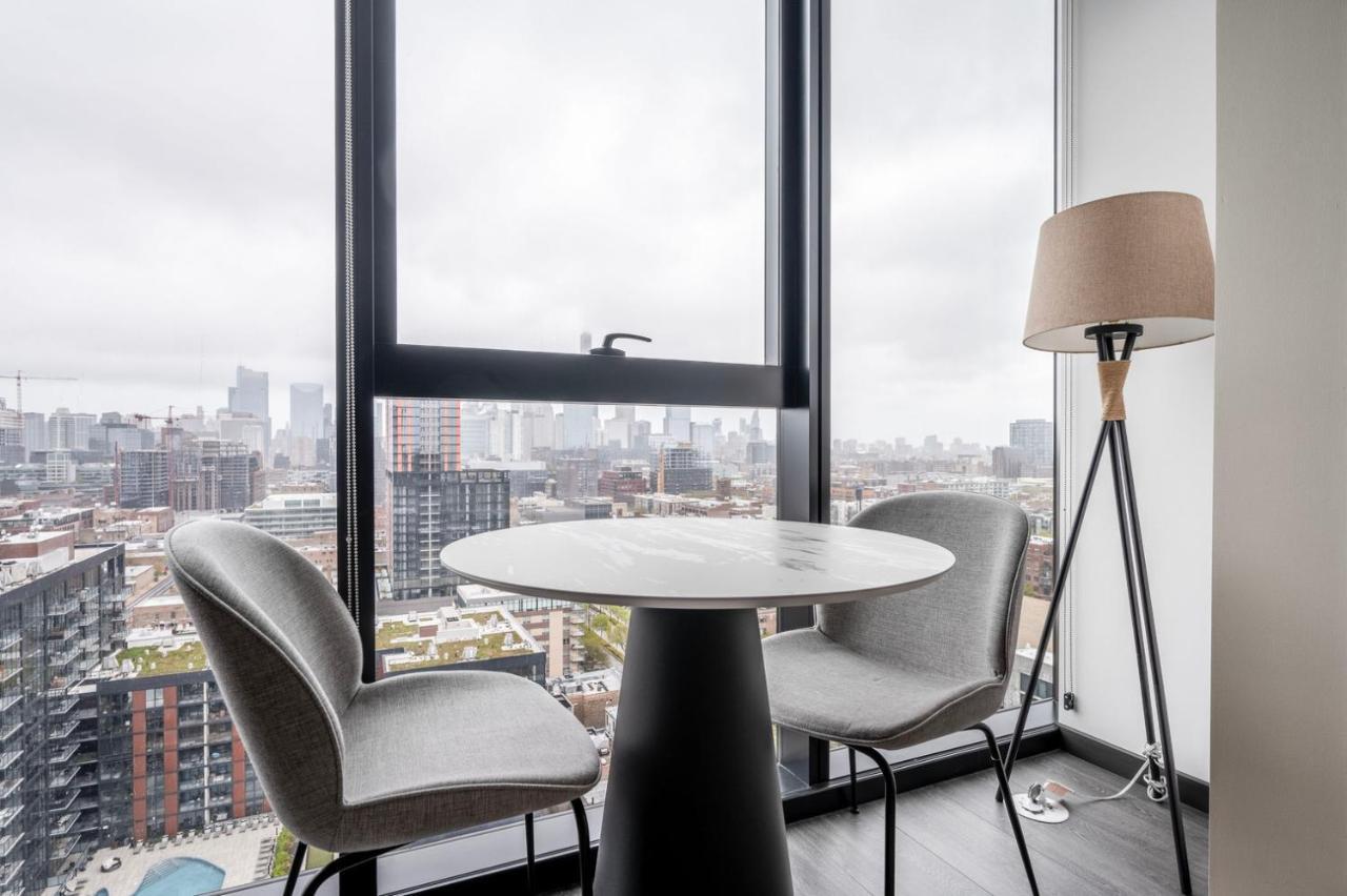 Apartment West Loop Jr 1br W Gym Pool Nr Fulton Market Chi-934 Chicago