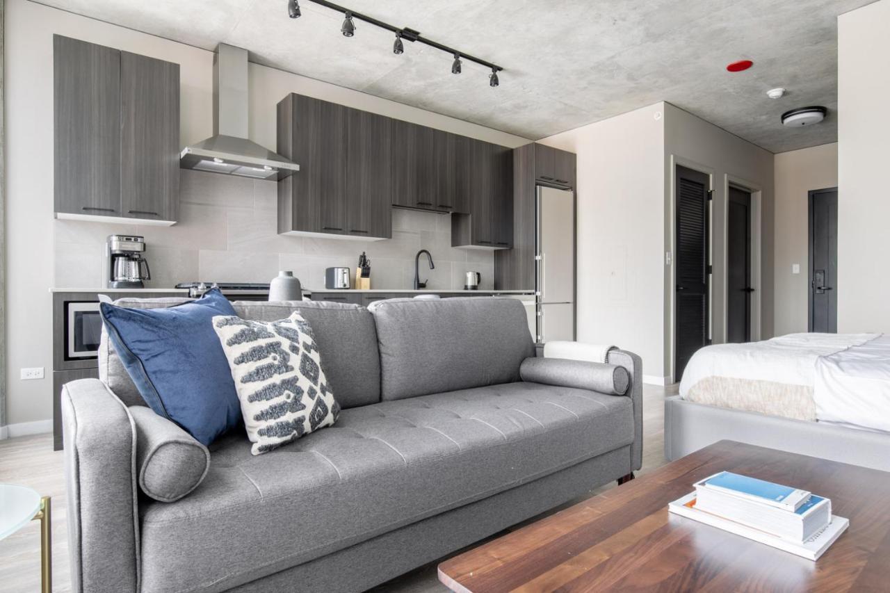 W Loop W Pool Gym Nr Restaurant Row Chi-264 Apartment *