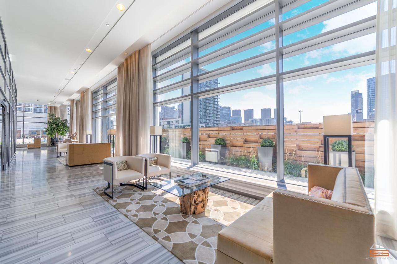 Apartment K2 Sky High With Stunning Views In West Loop