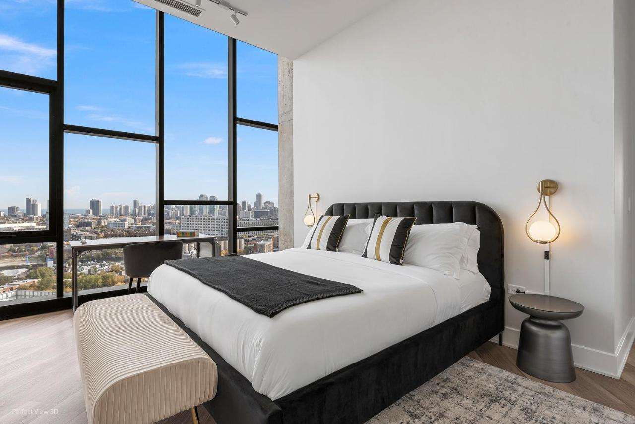 Apartment Avenir West Loop Penthouses With Iconic Views