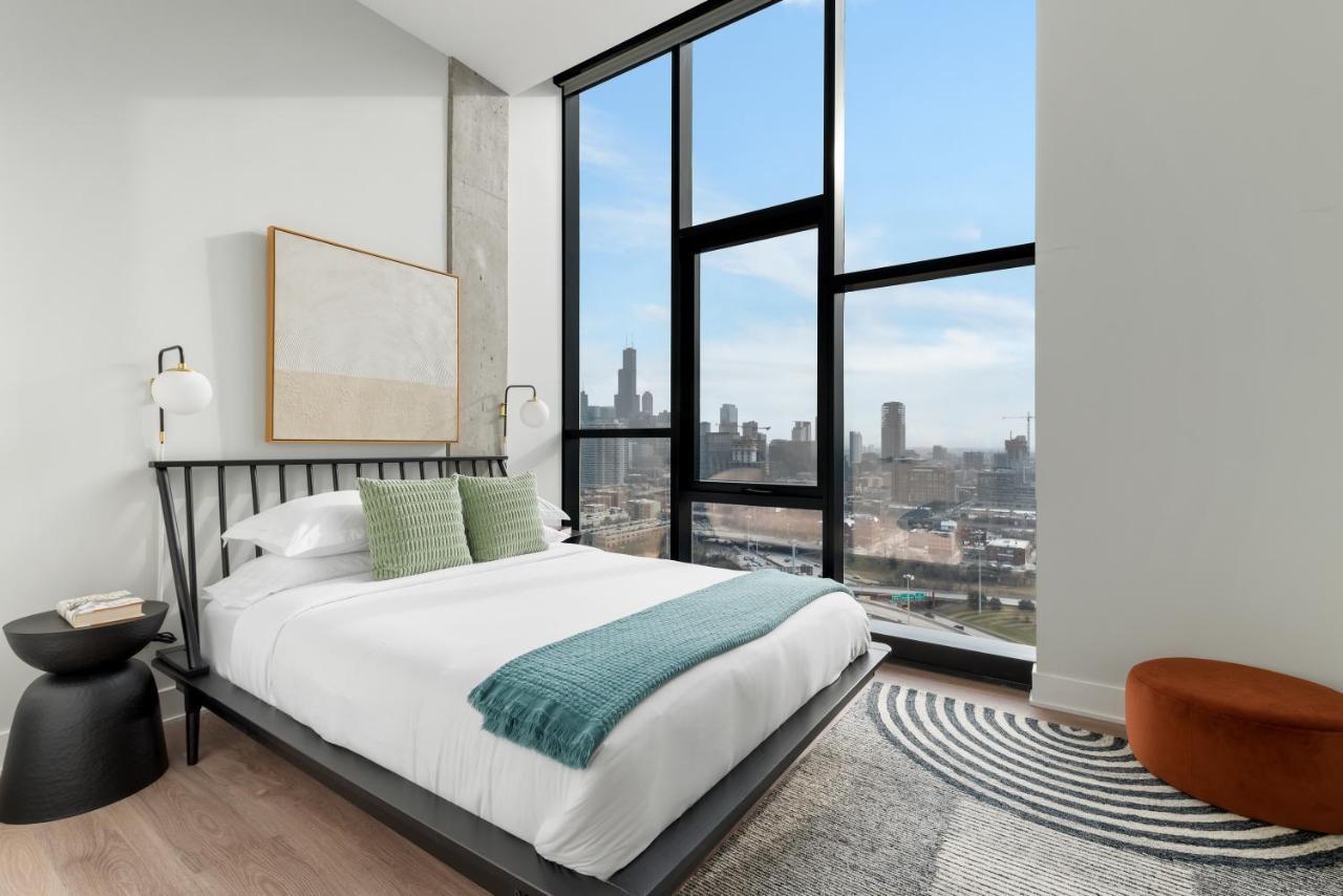 Apartment Avenir West Loop Penthouses With Iconic Views