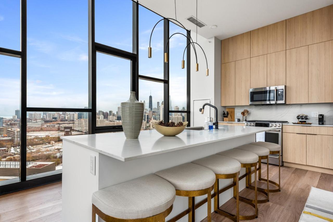 Apartment Avenir West Loop Penthouses With Iconic Views *