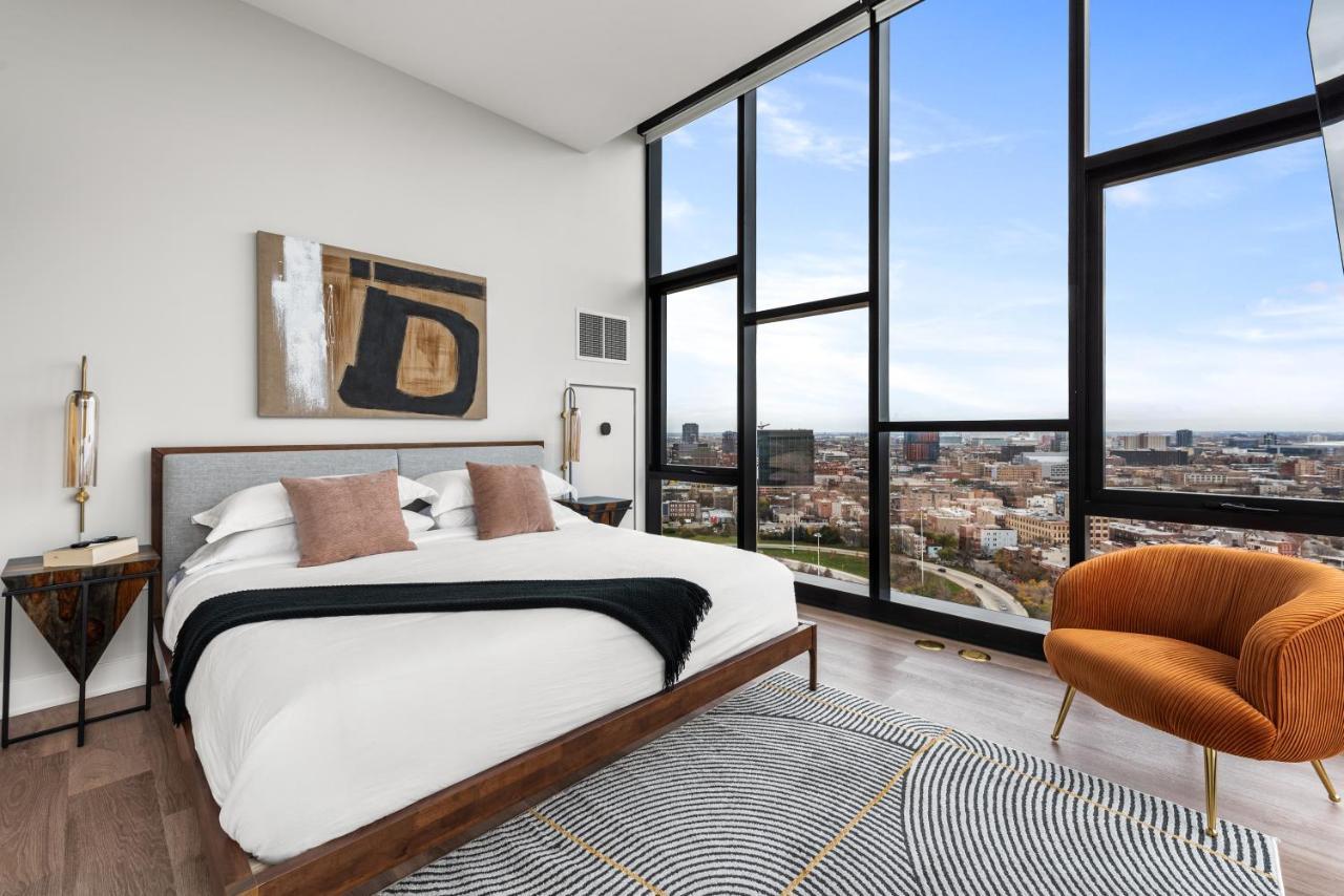 Avenir West Loop Penthouses With Iconic Views