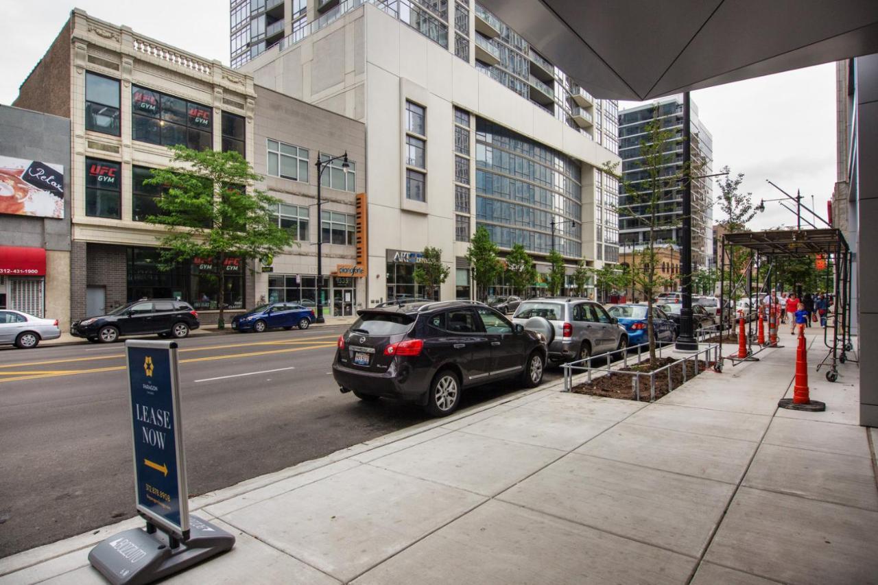 Apartment S Loop 1br W Pool Gym Roof 1 Block To L Chi-431