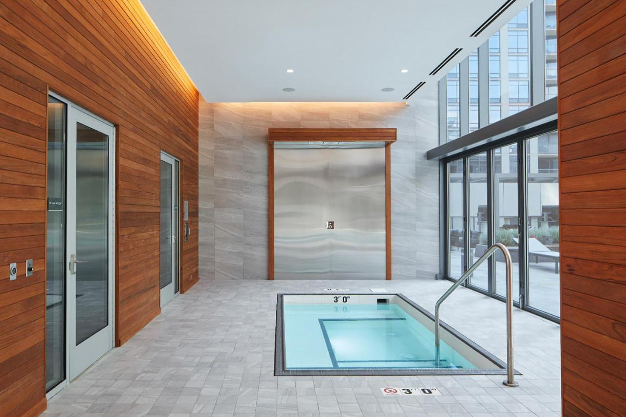 S Loop 1br W Pool Gym Roof 1 Block To L Chi-431 *