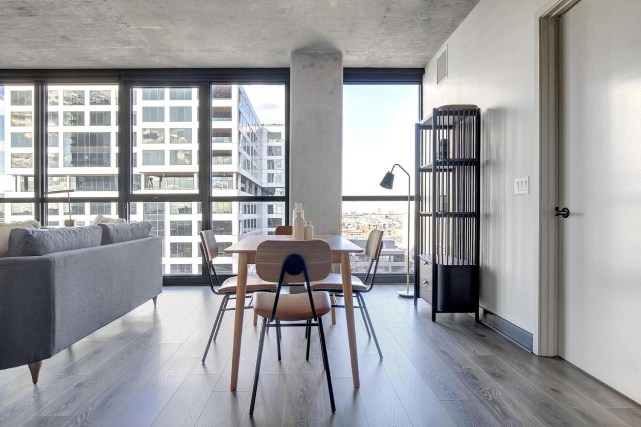 W Loop 2br W Gym Pool Lounge 2 Blocks From L Chi-489