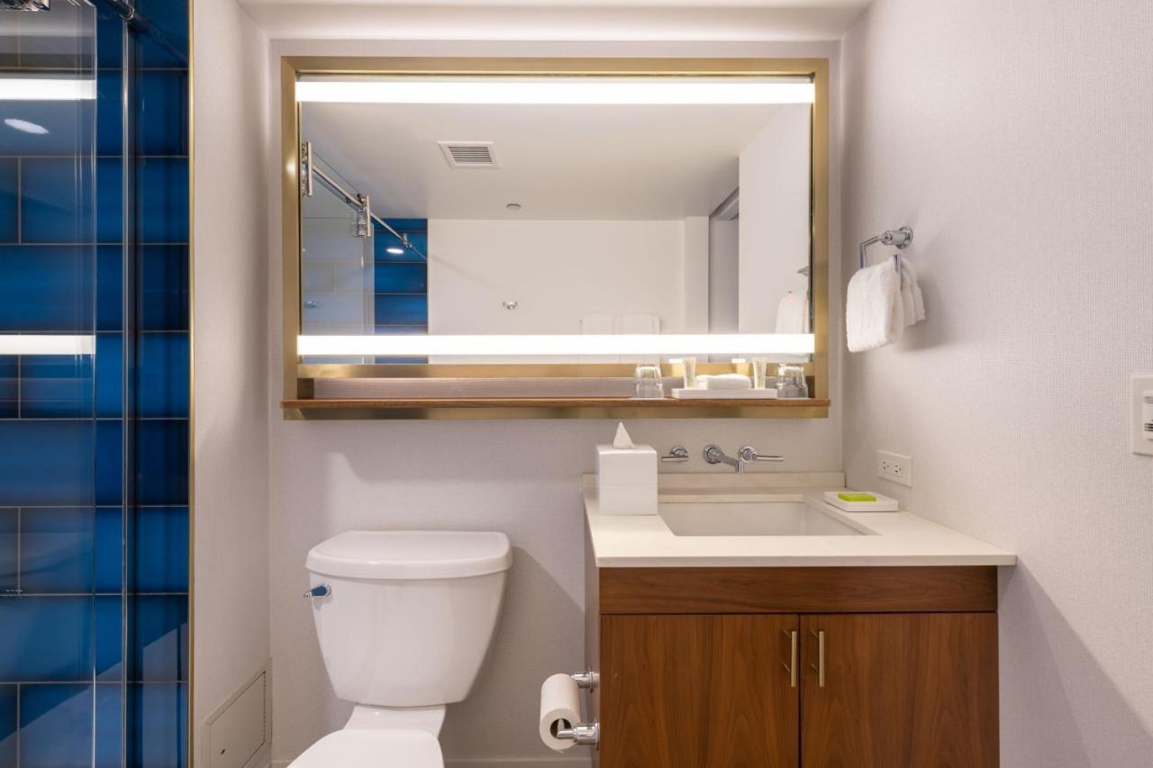 Le Meridien Essex Chicago
