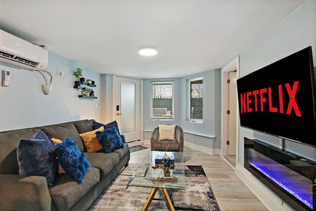 2br Modern And Cozy Apt Logan Square Pet Friendly Apartment