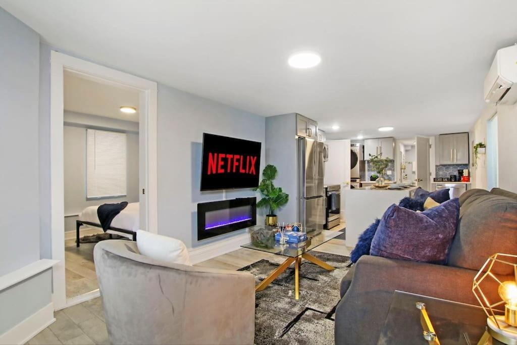 Apartment 2br Modern And Cozy Apt Logan Square Pet Friendly