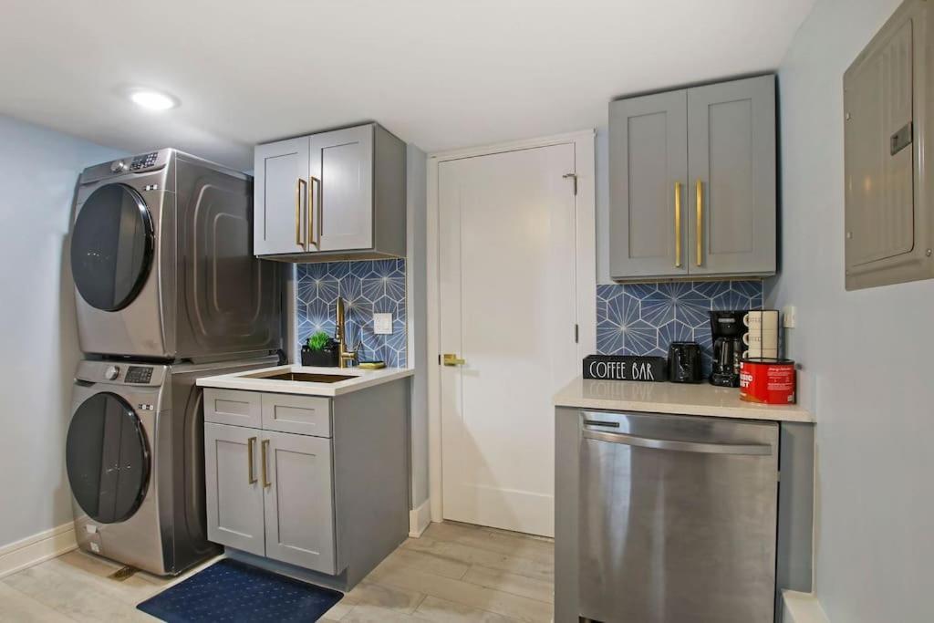 2br Modern And Cozy Apt Logan Square Pet Friendly Chicago