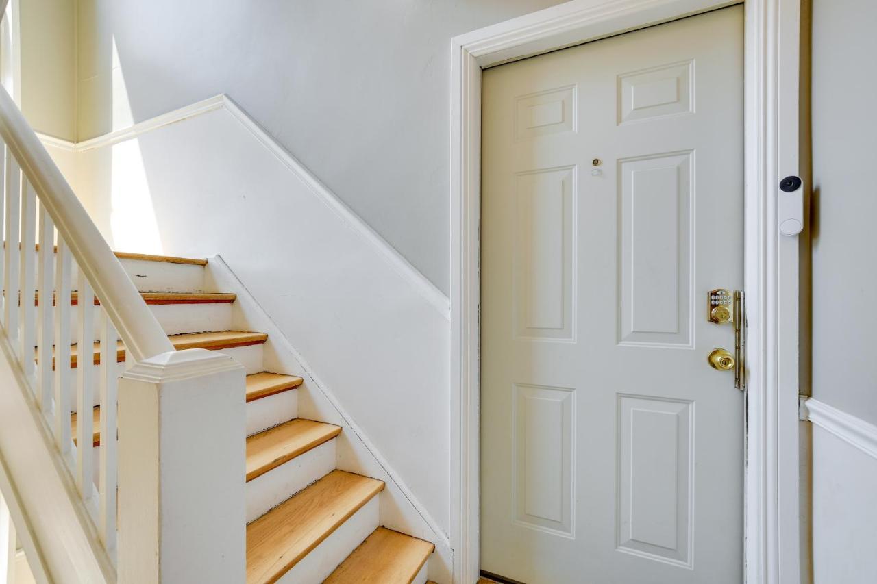 Pet-friendly Urban Vacation
