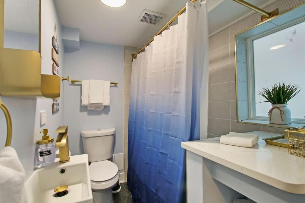 2br Modern And Cozy Apt Logan Square Pet Friendly Chicago