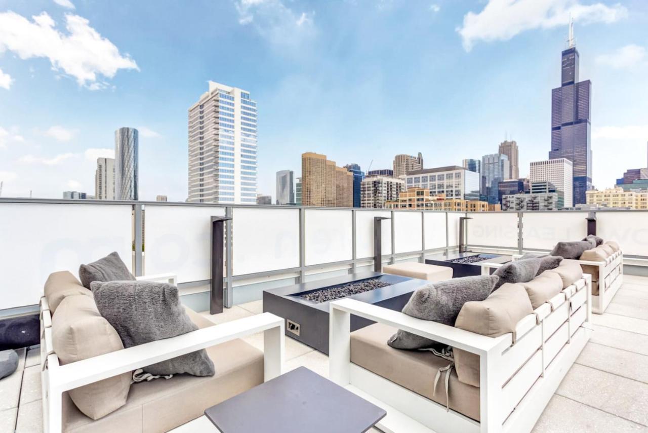 Apartment W Loop W Gym Pool In Heart Of Greektown Chi-532