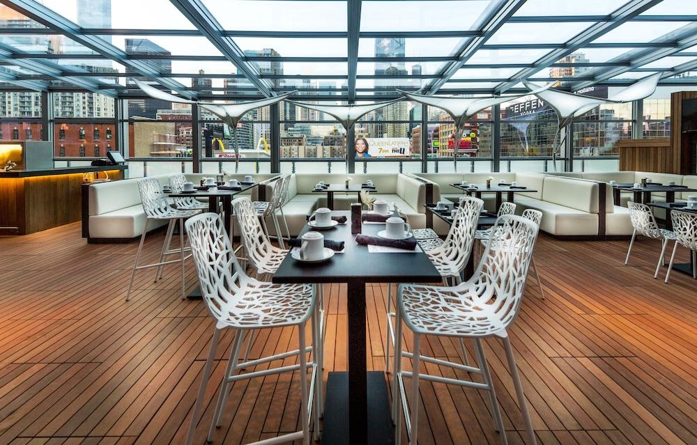 Godfrey 4* Chicago
