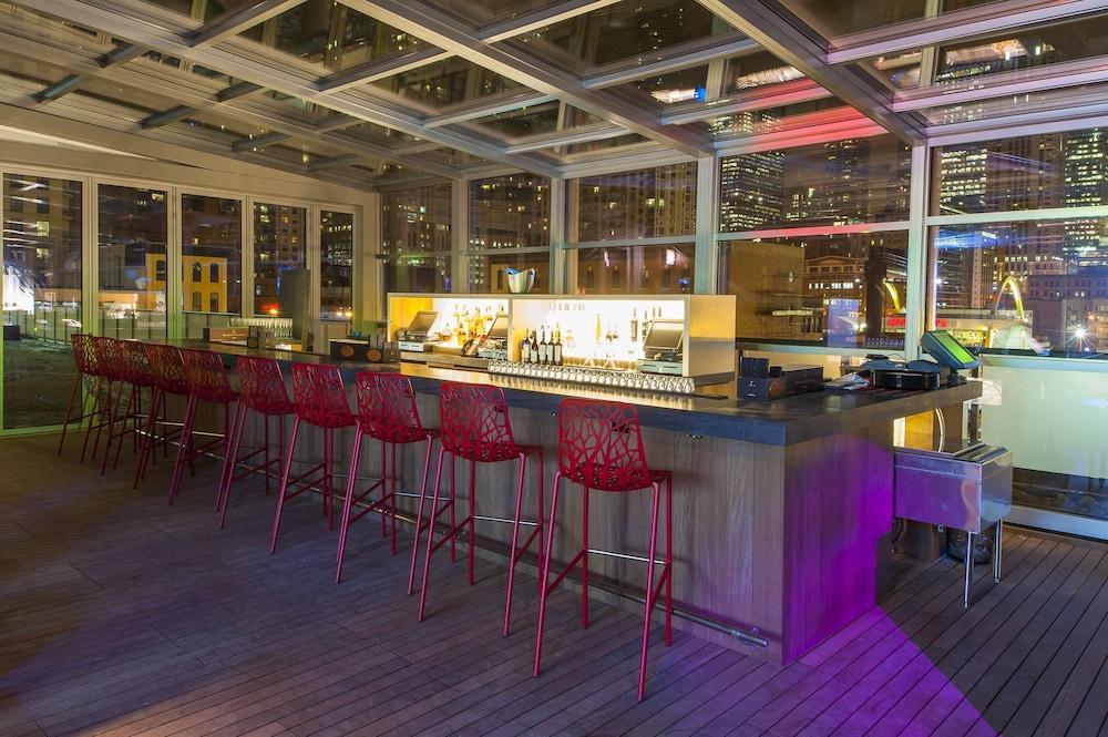 Godfrey Hotel 4*