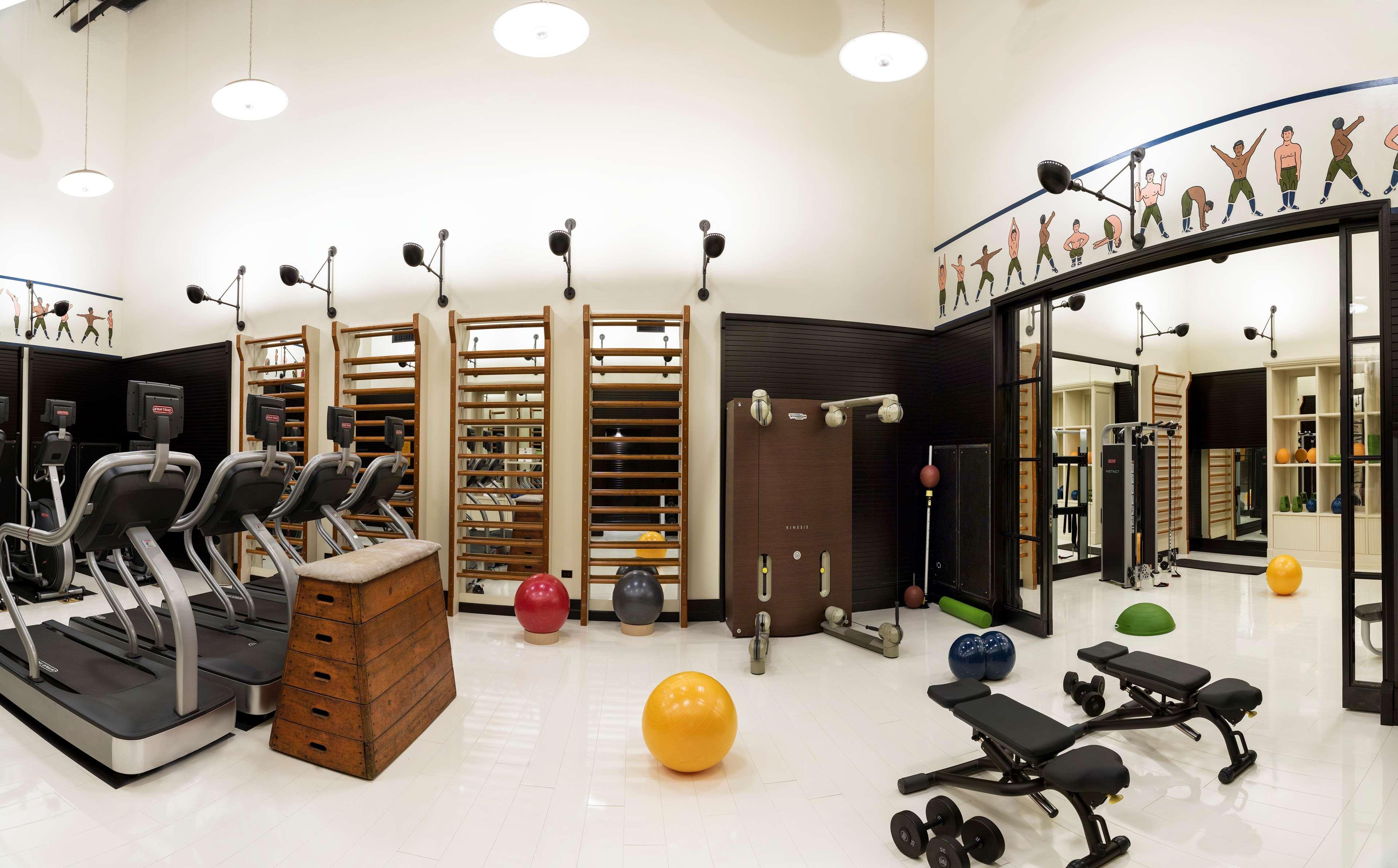 Hotel Athletic Association, Part Of Hyatt Chicago