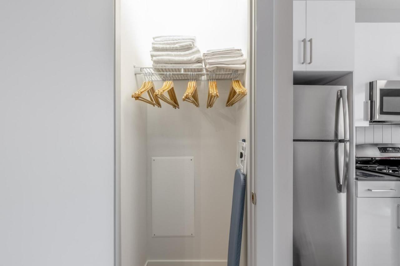 Loop 1br W Fitness Center Nr W Loop The L Chi-194 * Chicago