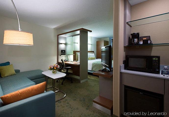 Springhill Downtown/river North Hotel