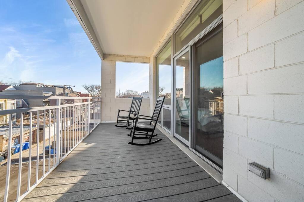 Apartment Large 4-bedroom Upscale W Rooftop Chicago