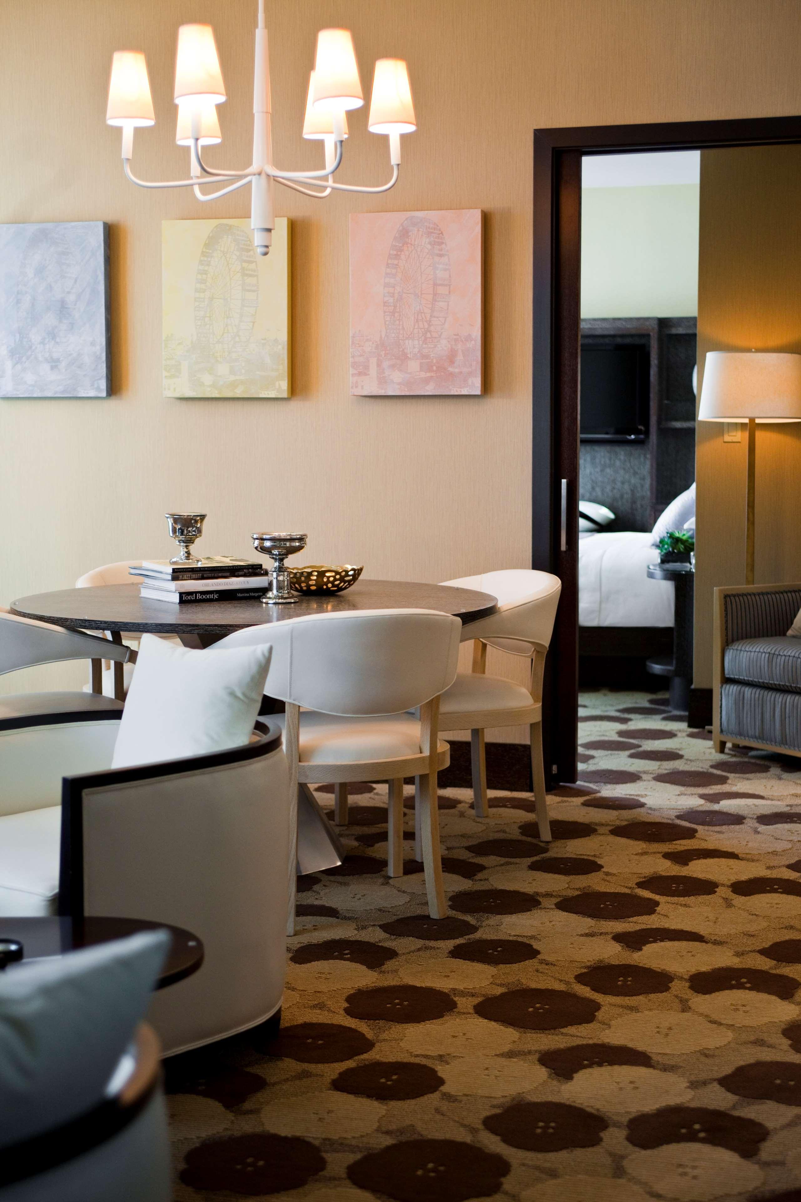 The Royal Sonesta River North 4*