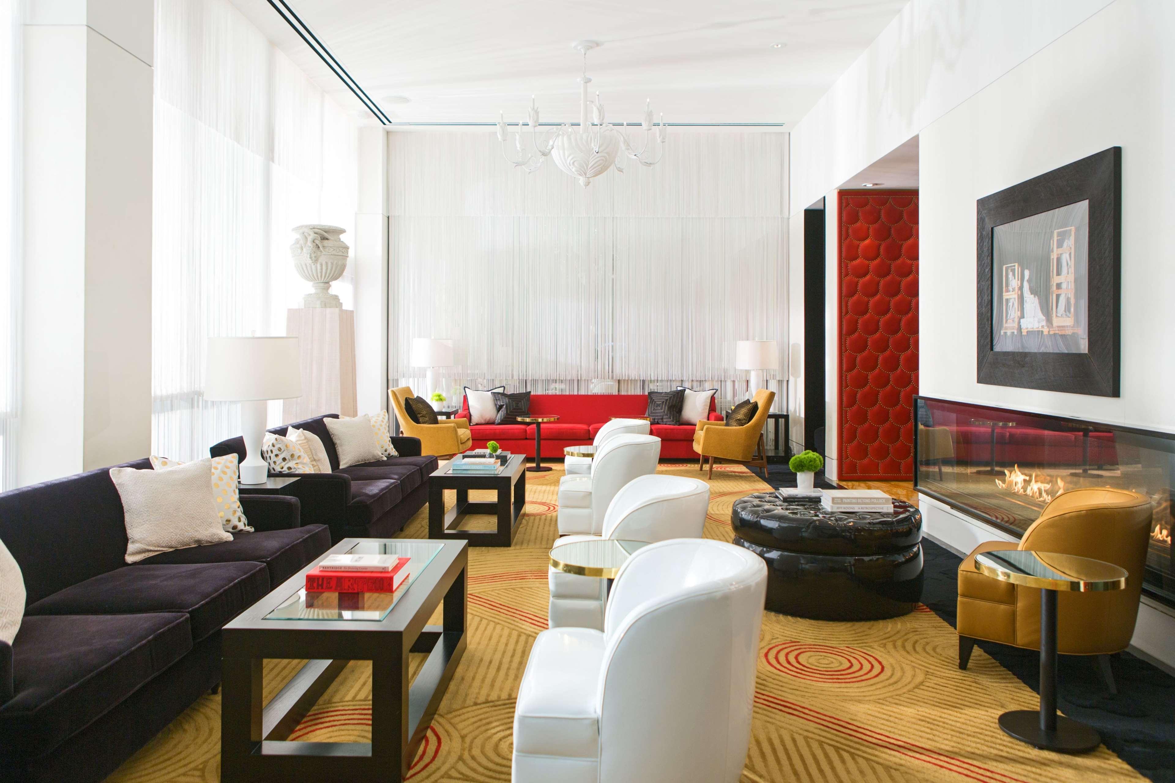 The Royal Sonesta River North Hotel 4*
