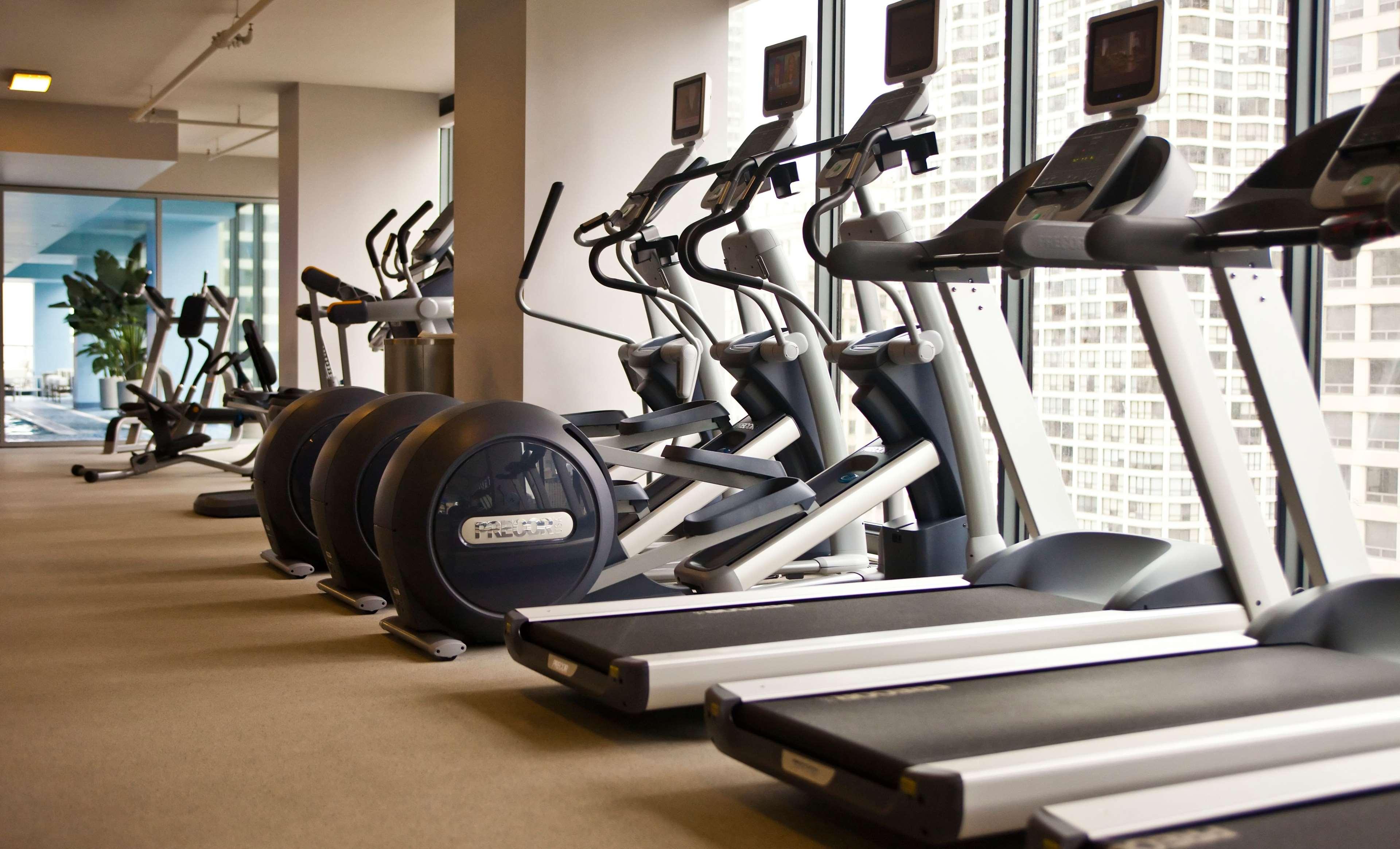 Hotel The Royal Sonesta River North 4*