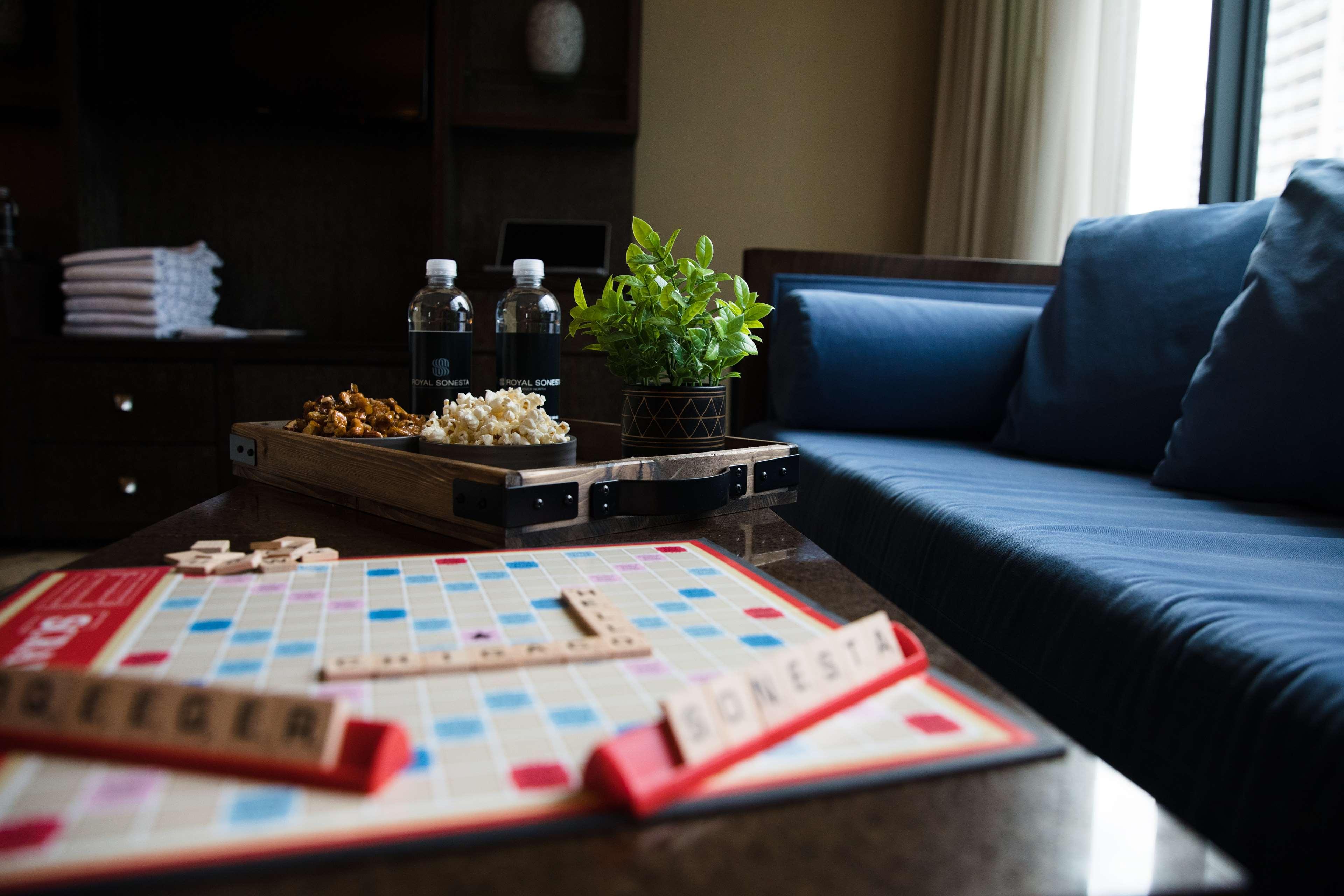 Hotel The Royal Sonesta River North 4*