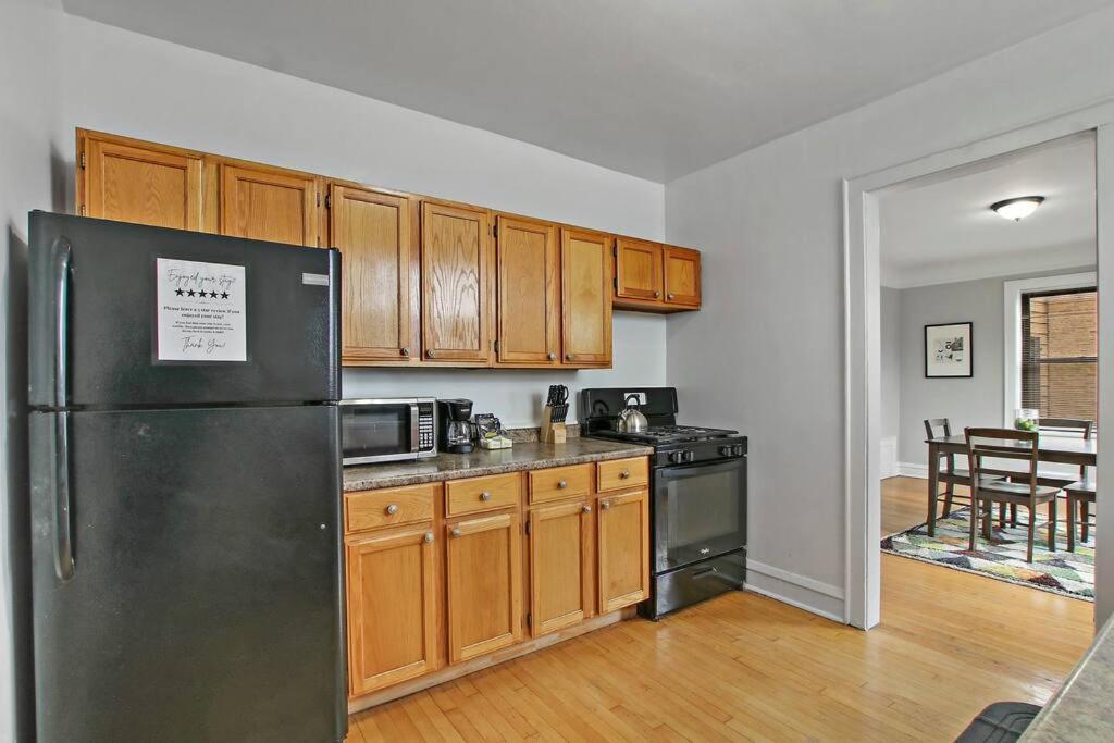 1br Vibrant & Inviting Apt In - Montrose 2e * Chicago